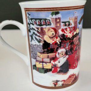 Danbury Mint Boyds Bear "Beary Christmas" Coffee Cup Collector Mug